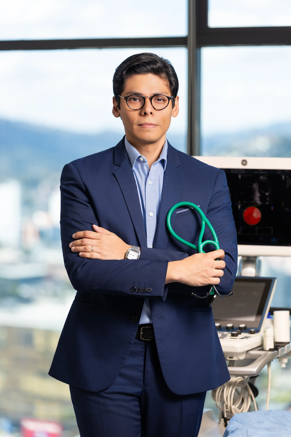 Dr. Dario Mencía - Cardiólogo